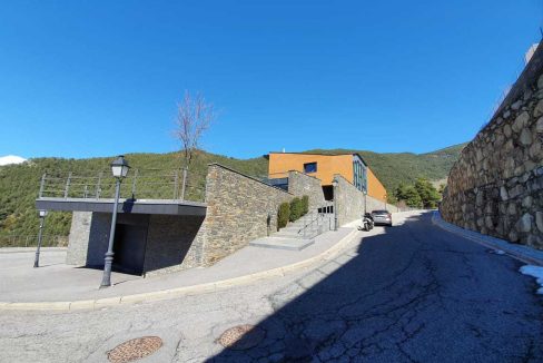 Venta espectacular chalet urbanitzacion Els oriosos Versusandorra