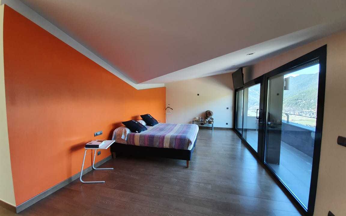 Venta espectacular chalet urbanitzacion Els oriosos Versusandorra