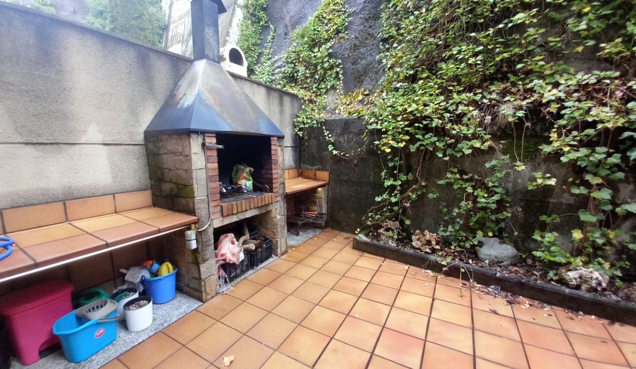 Casa en venta La comella Versus andorra (11)