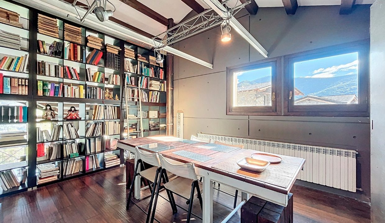 Casa con jardin Agudes park 10