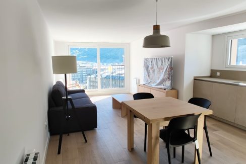 VERSUSANDORRA LLOGUER SALON4