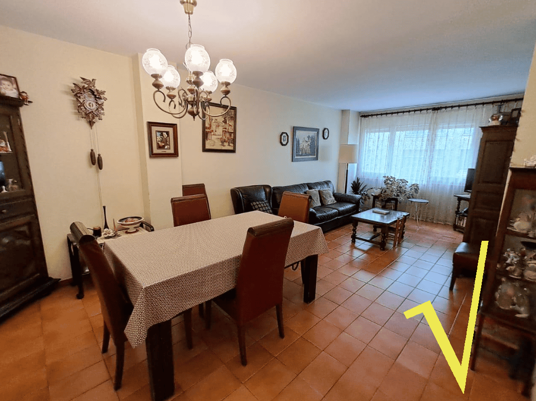 Apartamento de 4 quartos no centro de Andorra la Vella, 130 m² com grande potencial
